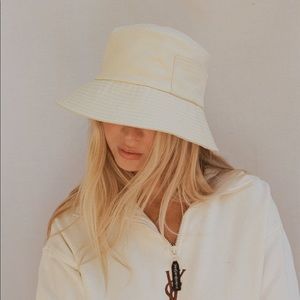 Lack of Color - Wave Bucket Hat - Beige